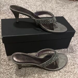 Pelle Moda short heel